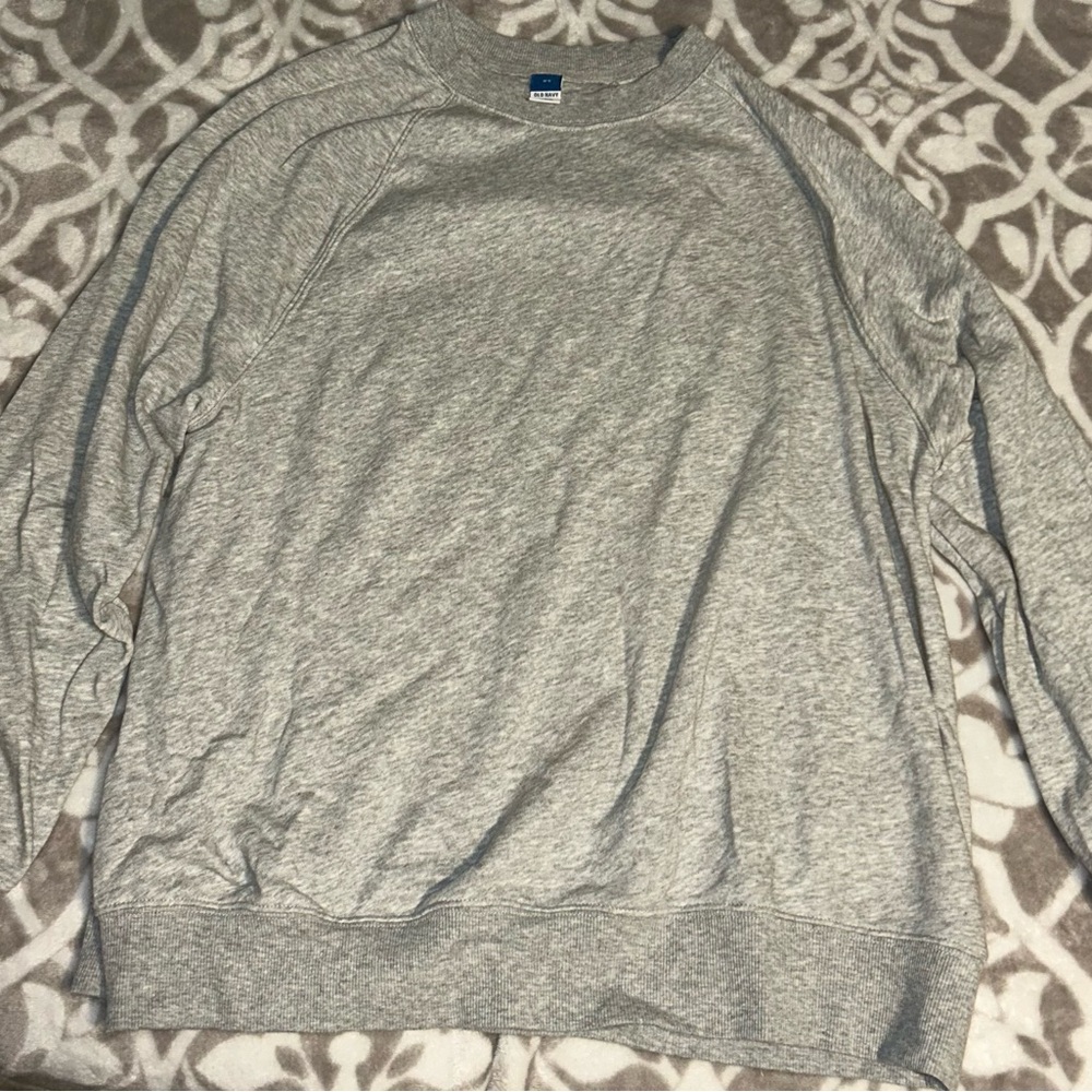 Old Navy Light Gray Women’s Crewneck Sweater